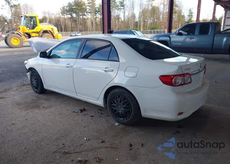 2011 Toyota Corolla Le z USA, uszkodzony, nr VIN JTDBU4EE4BJ093076